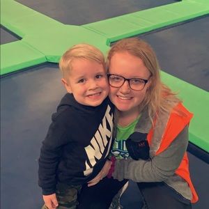 Meet your Posher, Farrah